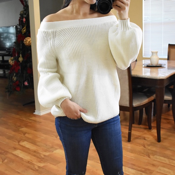 🏷 SALE - Off The Shoulder Ivory White Sweater - Picture 2 of 5